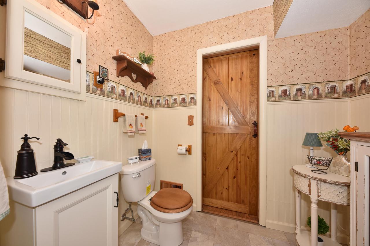 9602 West Arthur AVENUE