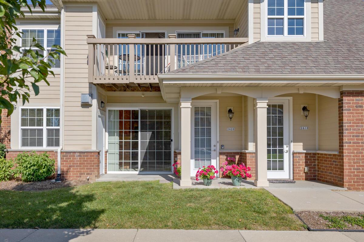 2620 West Colonial Woods DRIVE