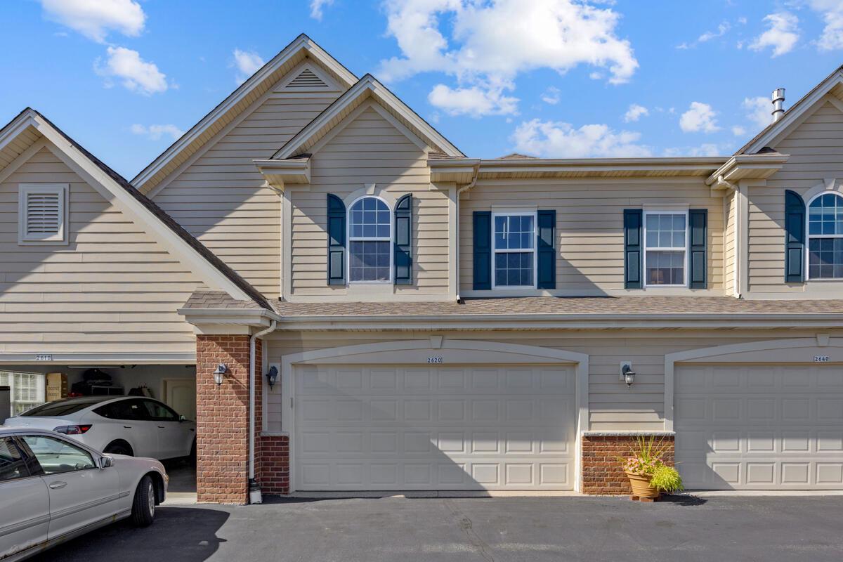 2620 West Colonial Woods DRIVE