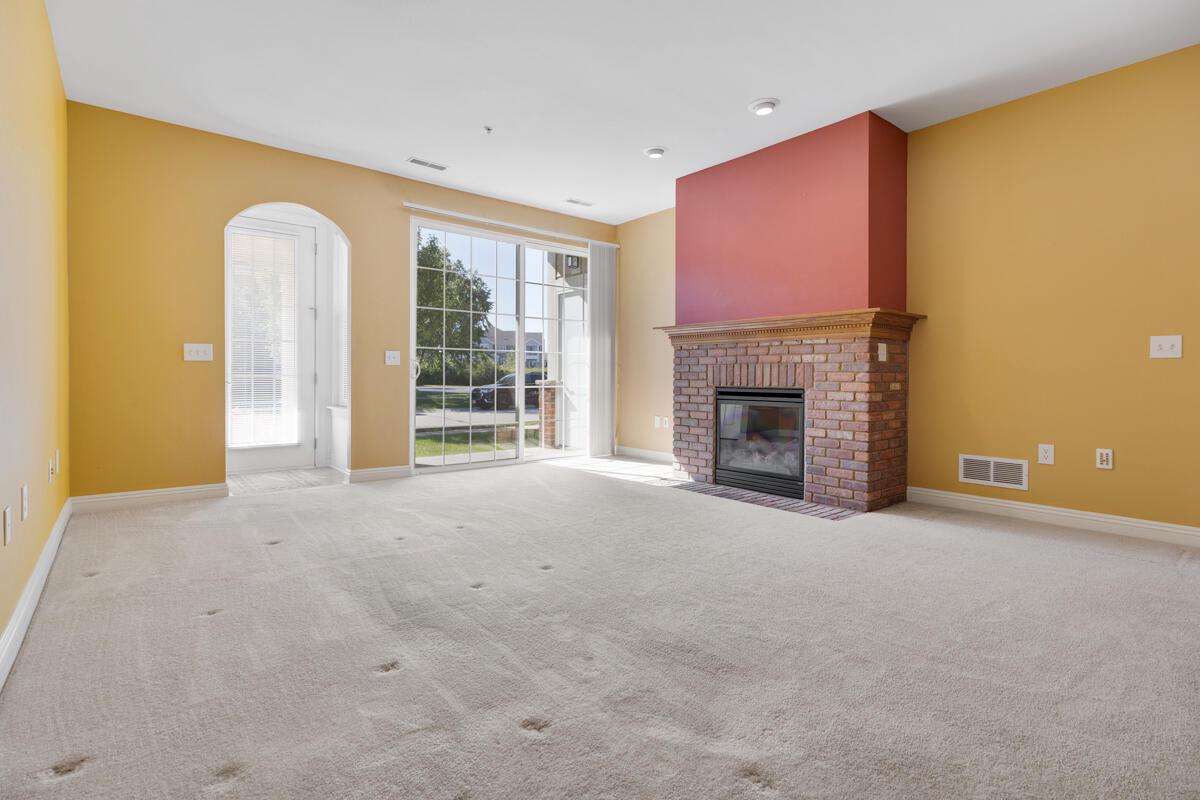 2620 West Colonial Woods DRIVE