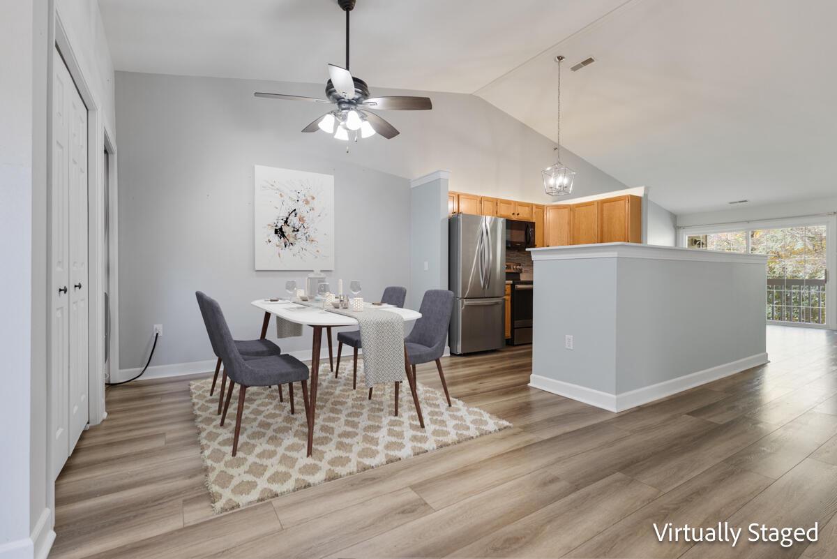 S77W19599 Lakewood DRIVE