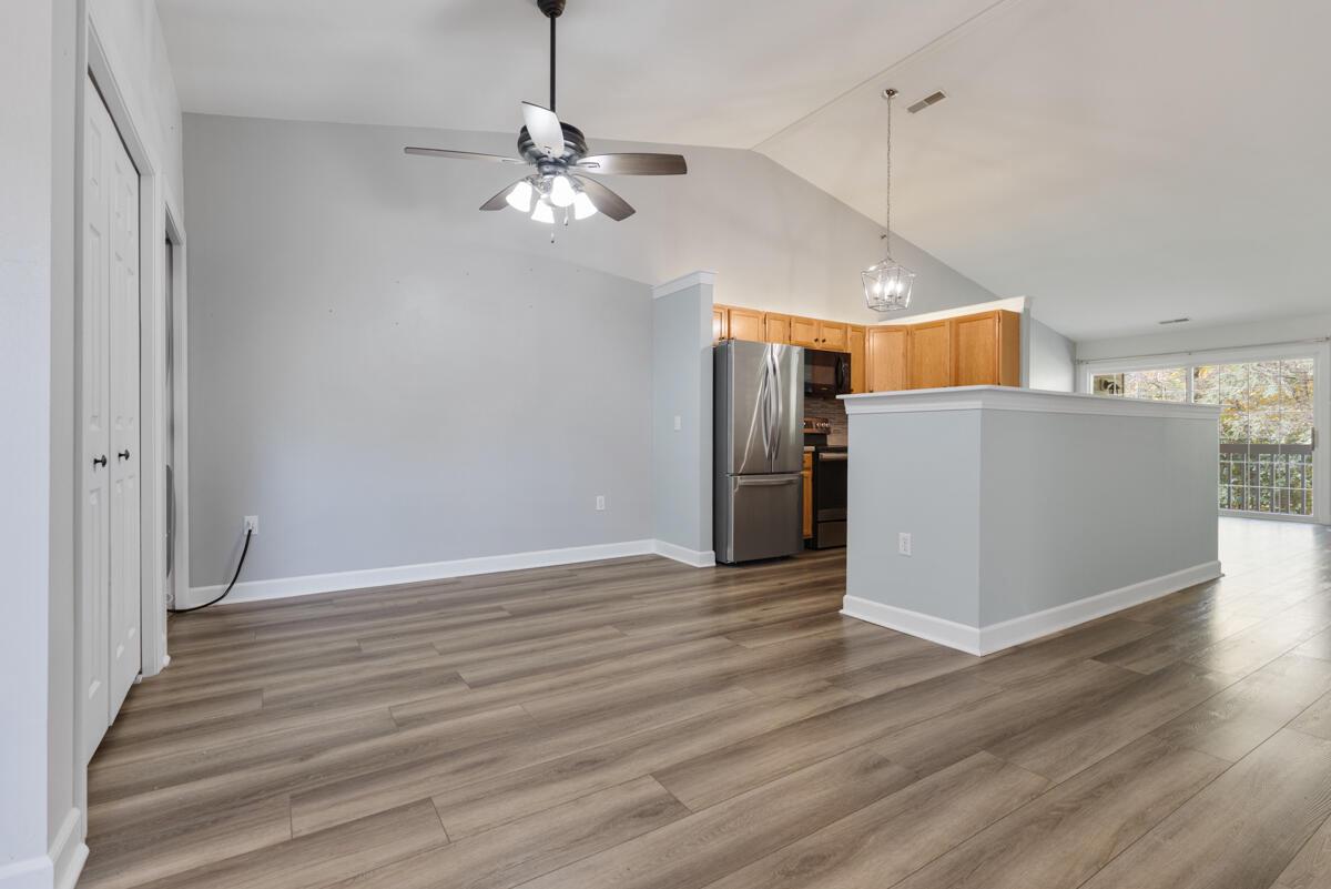 S77W19599 Lakewood DRIVE