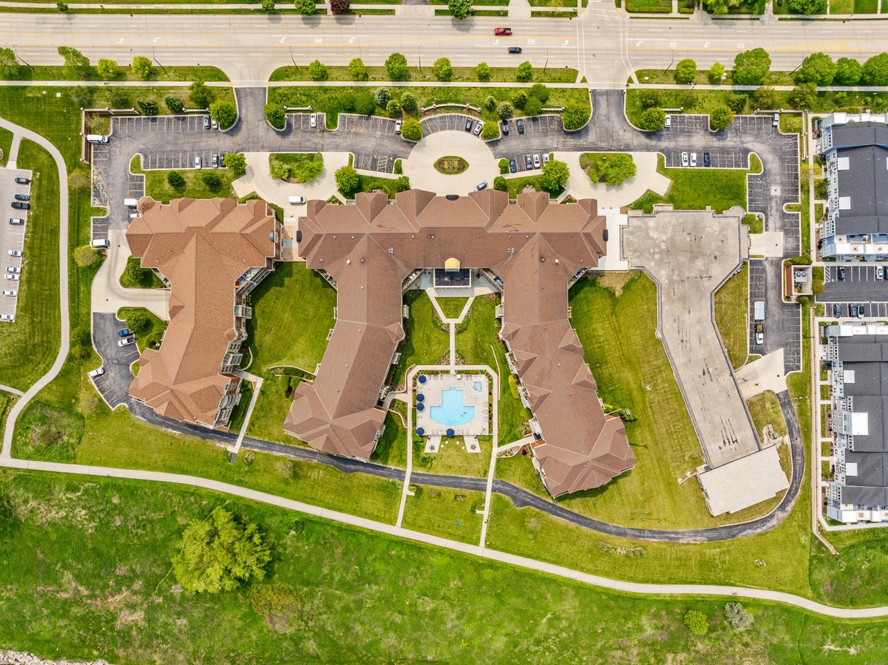 4100 South Lake DRIVE 420