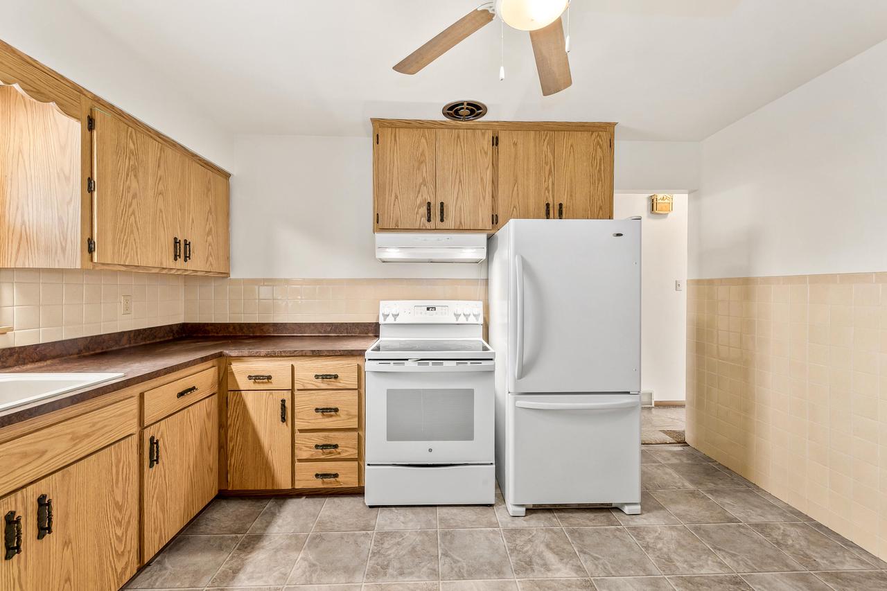 2013 South 77th STREET