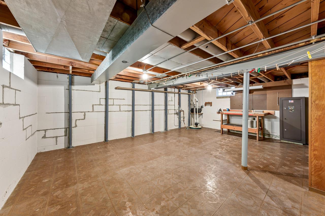 2013 South 77th STREET