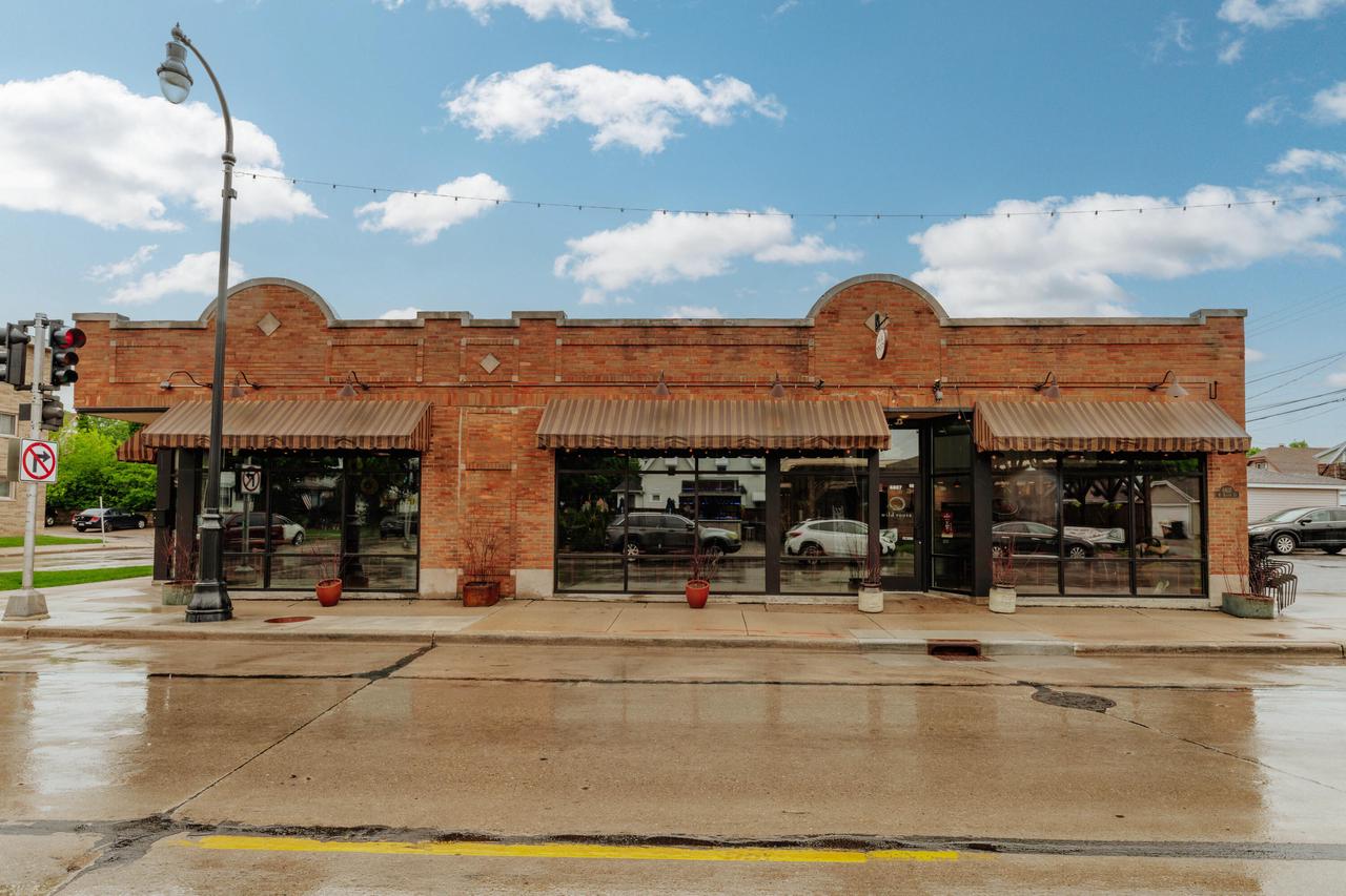 2013 South 77th STREET