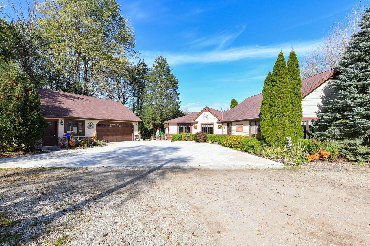 W179S8246 Pioneer DRIVE