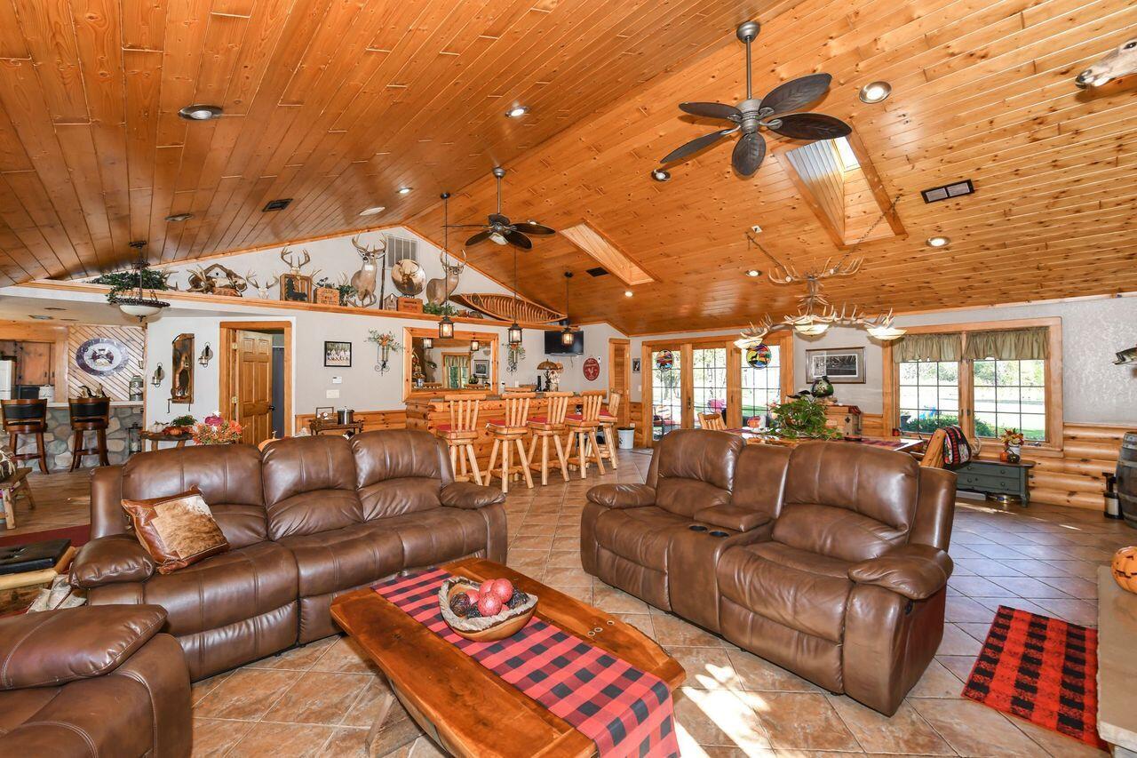 W179S8246 Pioneer DRIVE