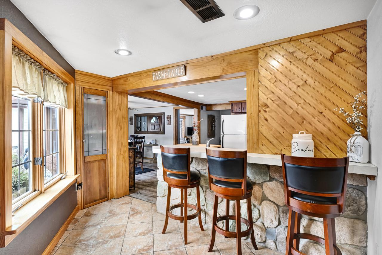 W179S8246 Pioneer DRIVE