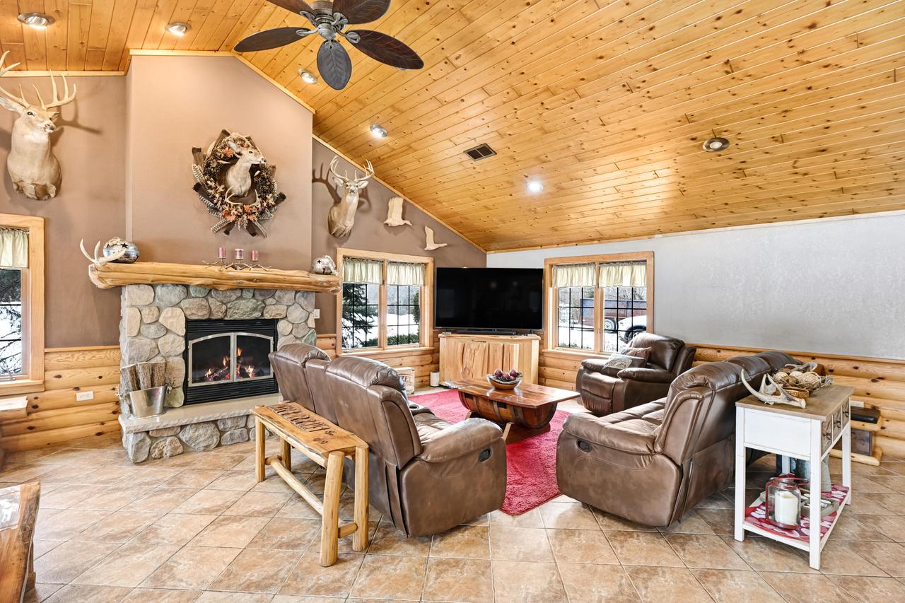 W179S8246 Pioneer DRIVE