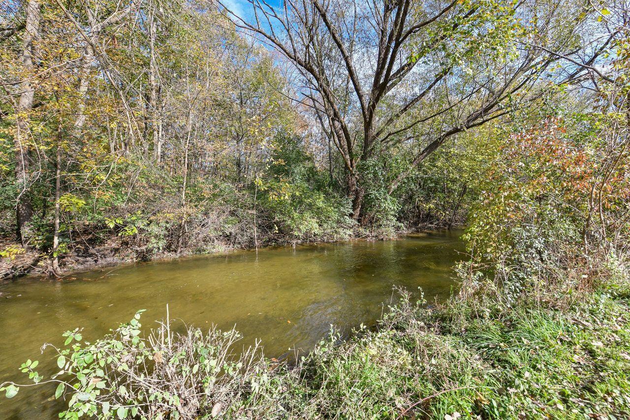 W179S8246 Pioneer DRIVE