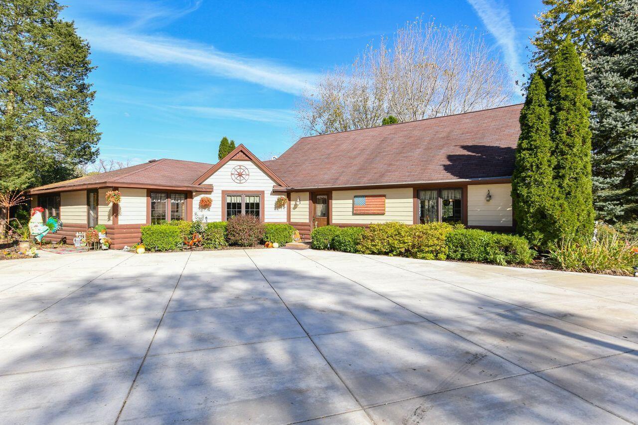 W179S8246 Pioneer DRIVE