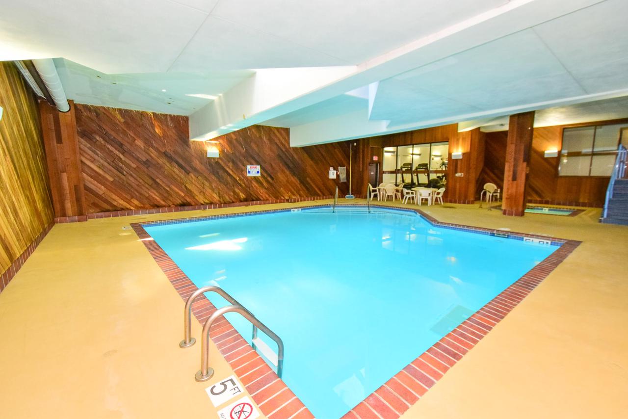 1633 North Prospect AVENUE 17C