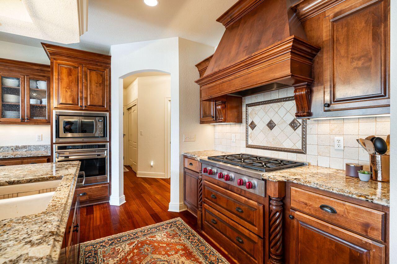 631 Stepping Stone WAY