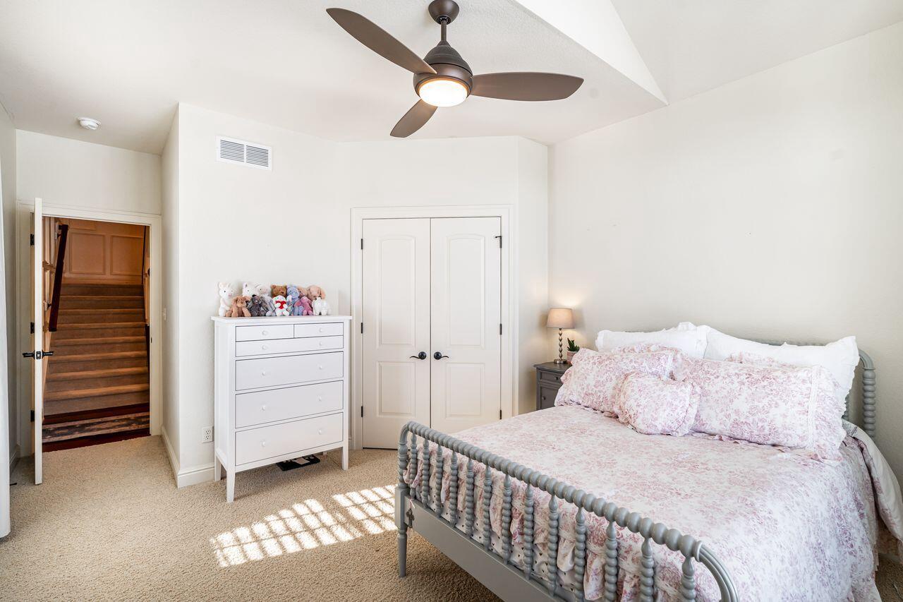 631 Stepping Stone WAY