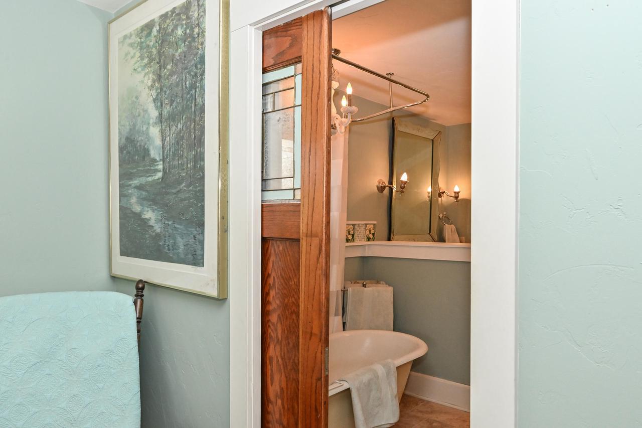 2176 North 73rd STREET