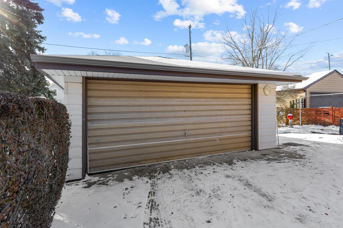 2813 East Allerton AVENUE