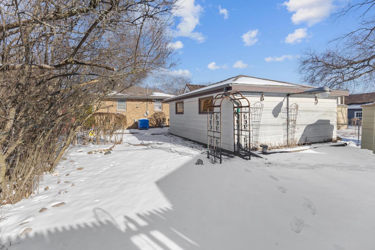 2813 East Allerton AVENUE