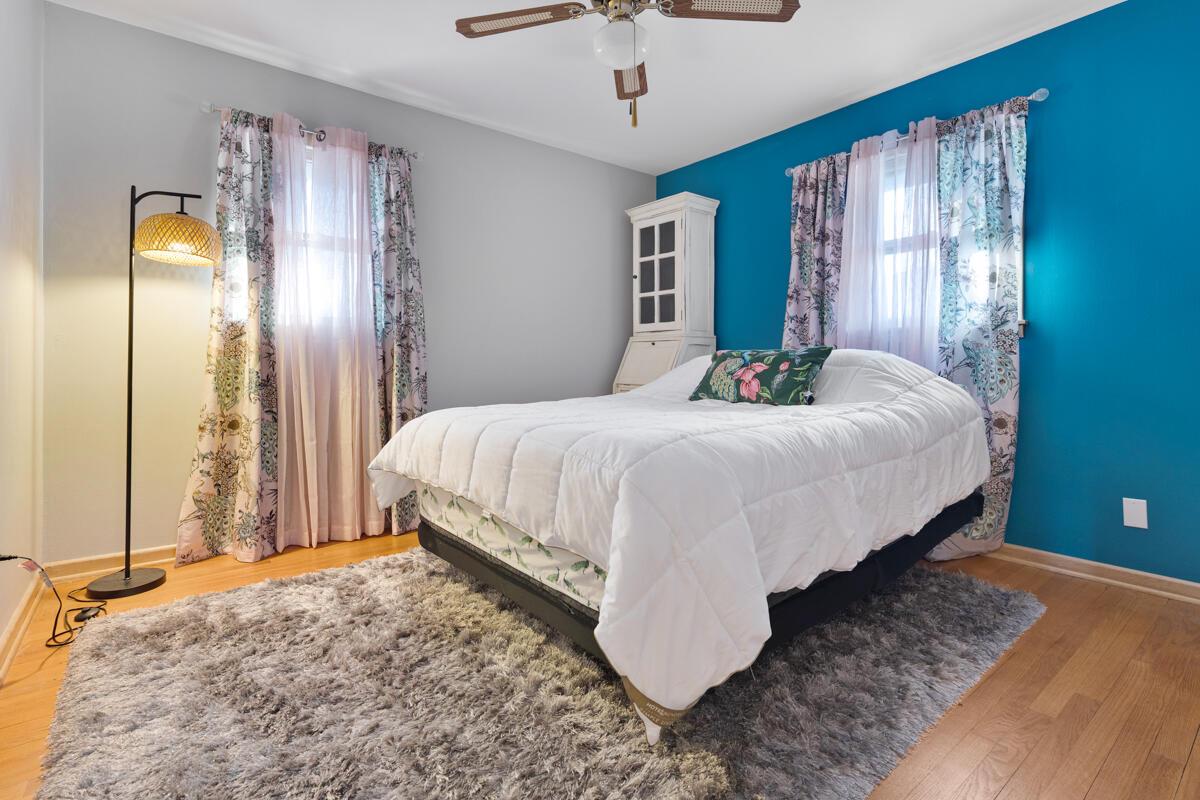 2813 East Allerton AVENUE