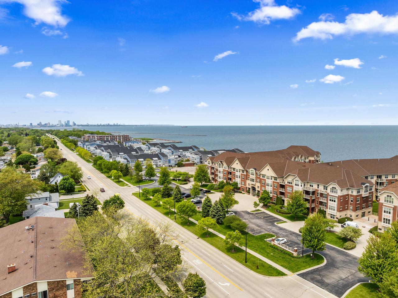 4100 South Lake DRIVE 313