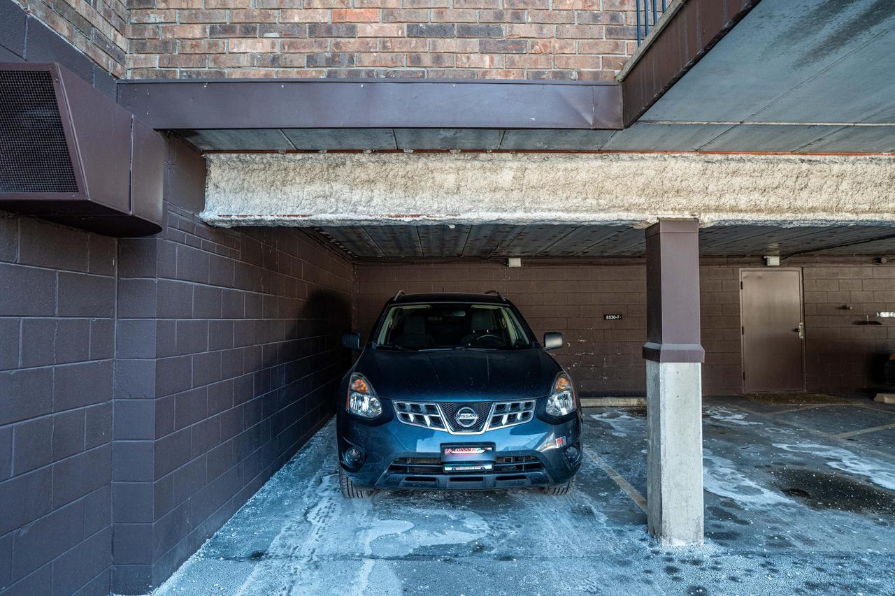 8530 West Waterford AVENUE 5