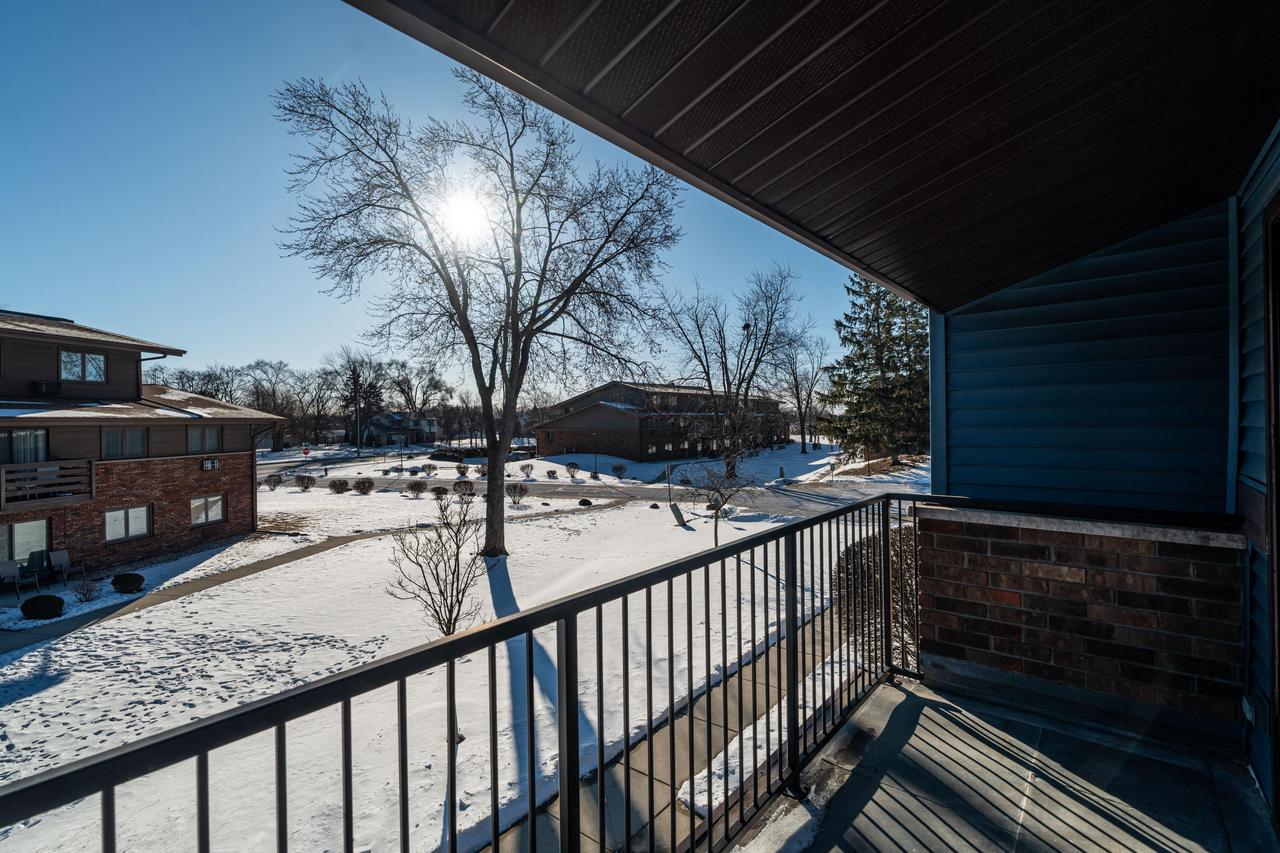 8530 West Waterford AVENUE 5