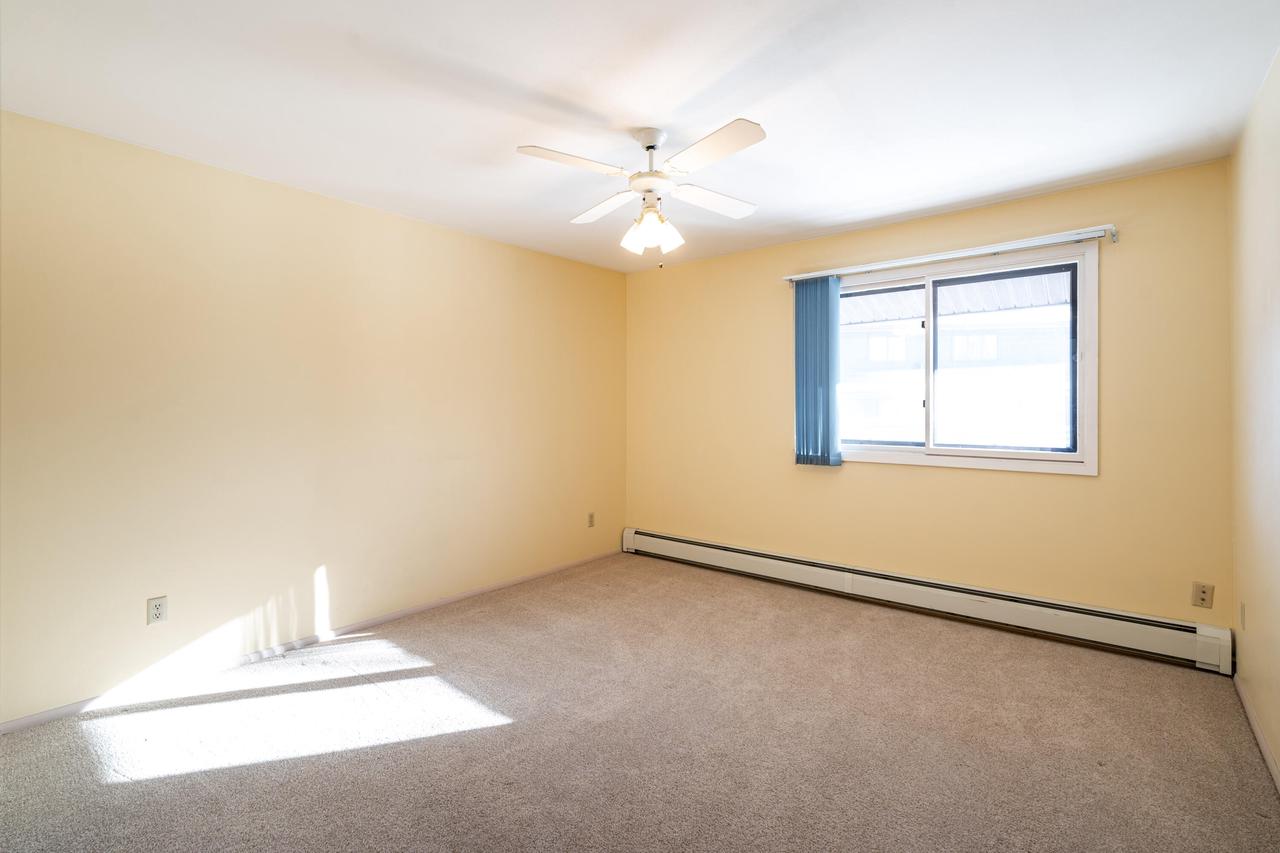 8530 West Waterford AVENUE 5