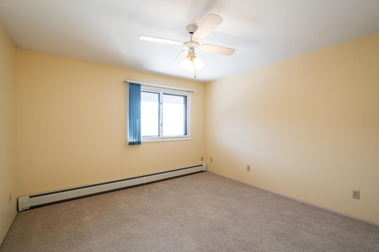 8530 West Waterford AVENUE 5