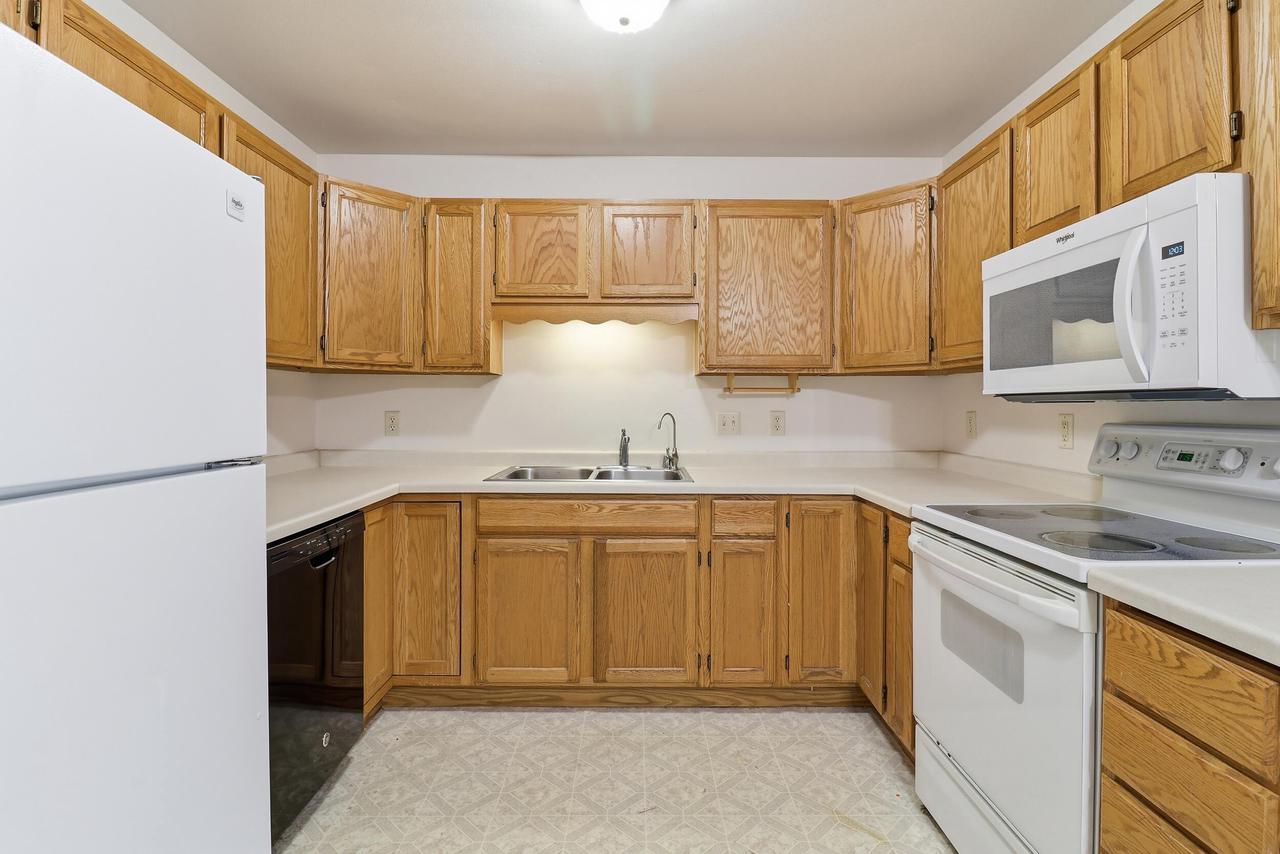 622 Shepherds DRIVE 4