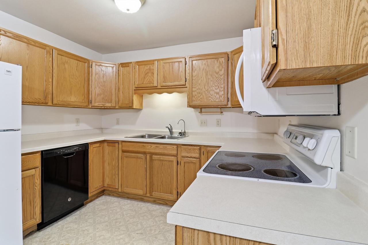 622 Shepherds DRIVE 4