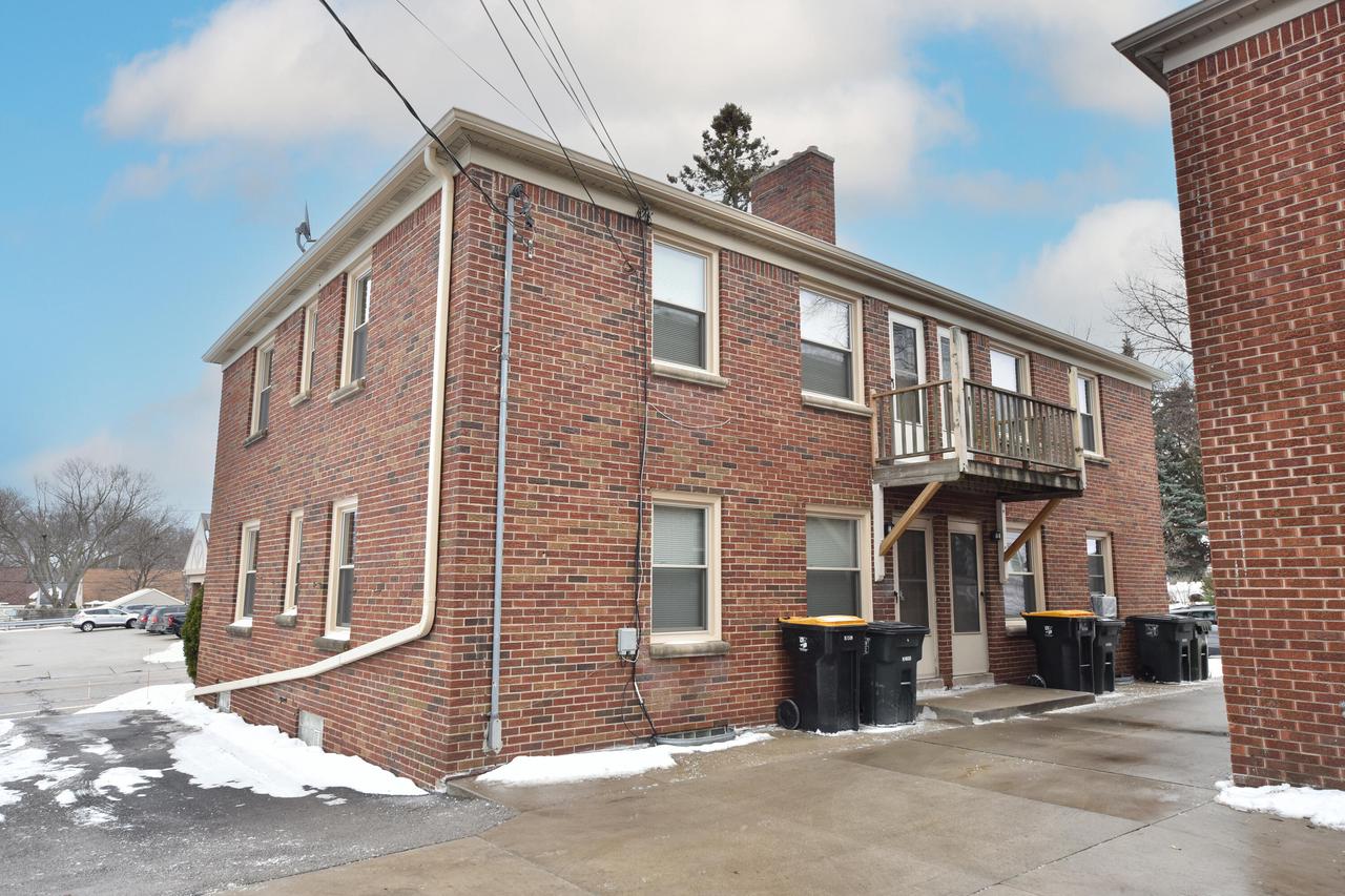 2651 North Wauwatosa AVENUE #1-4