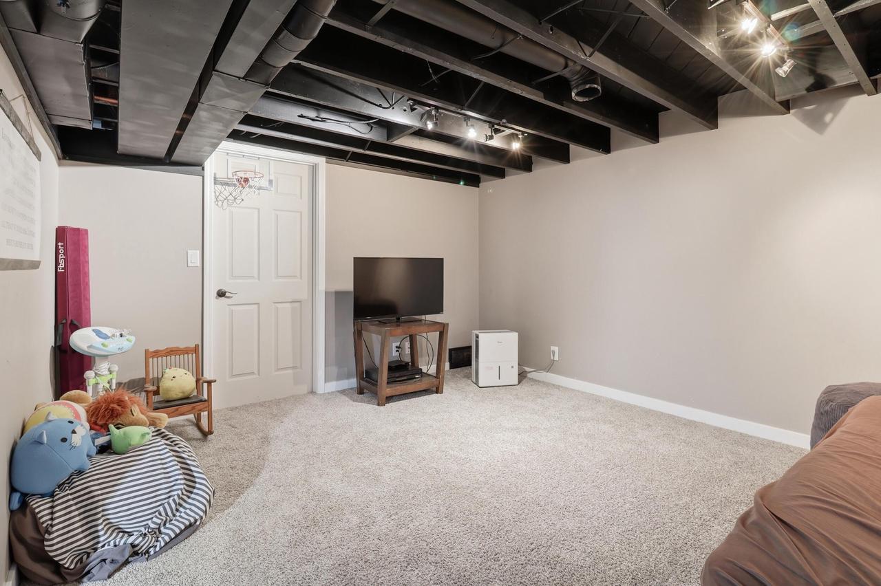 2773 North 84th STREET