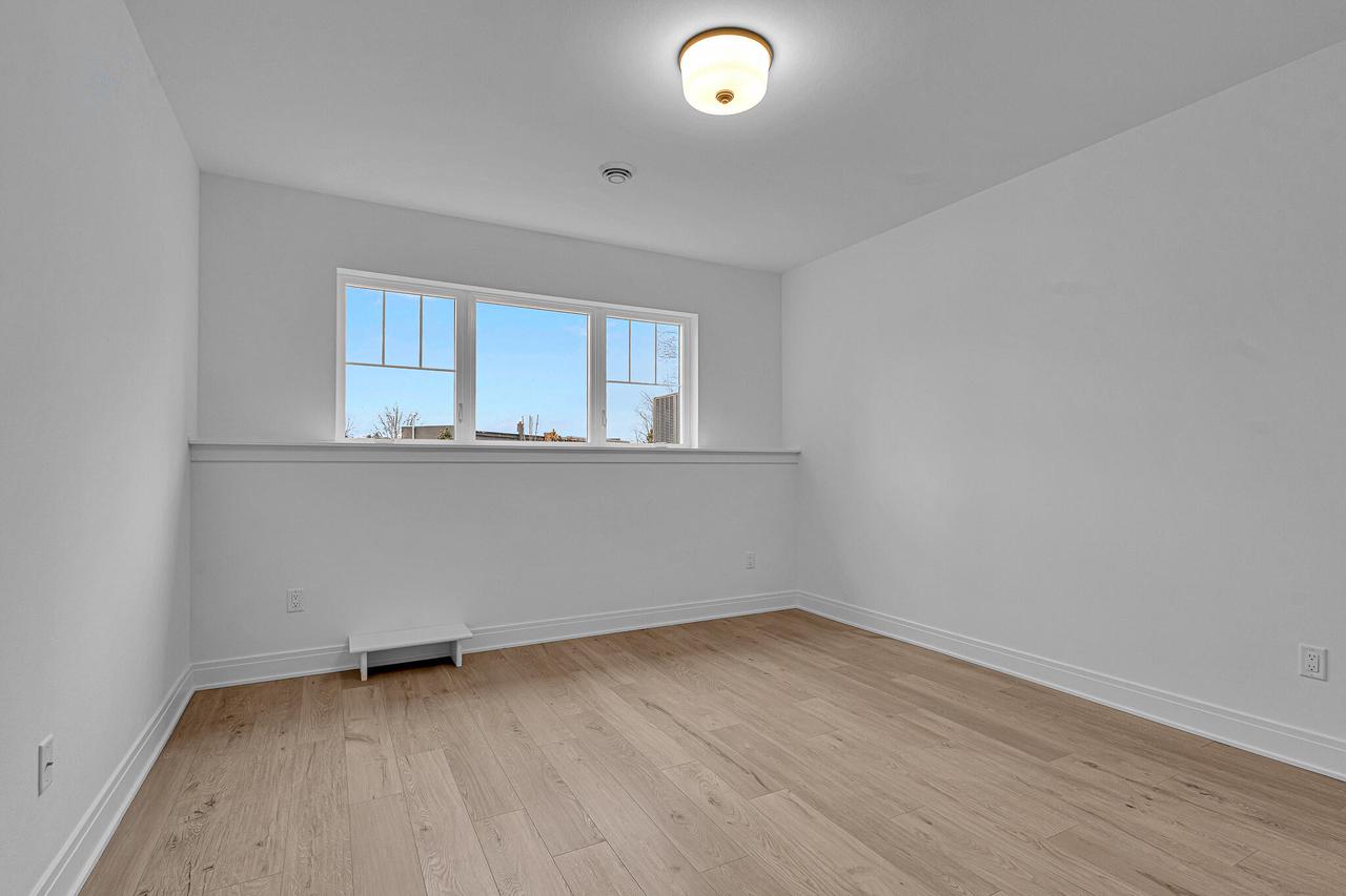 2950 North 186th STREET 9