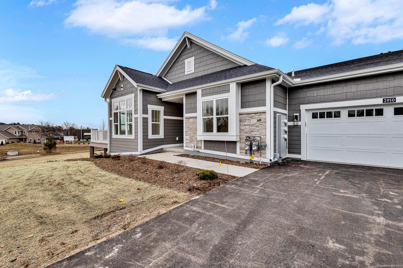 2950 North 186th STREET 9