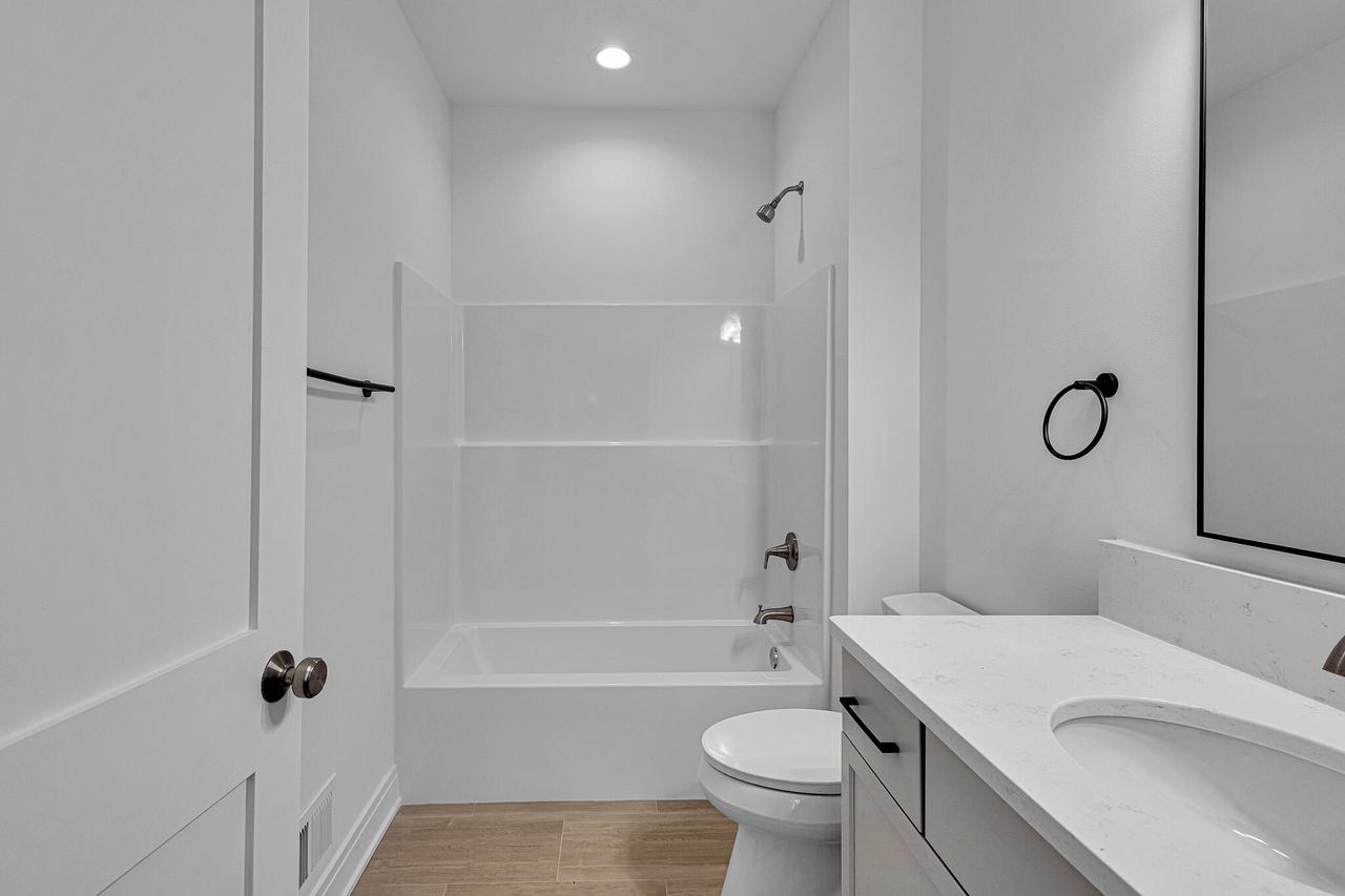 2950 North 186th STREET 9