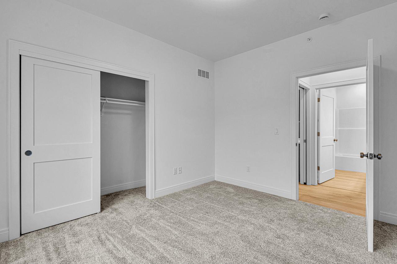 2950 North 186th STREET 9