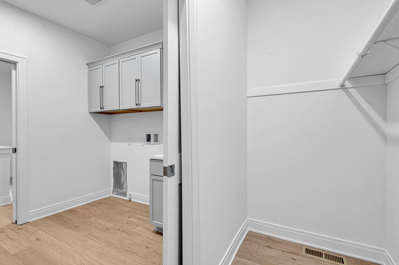 2950 North 186th STREET 9