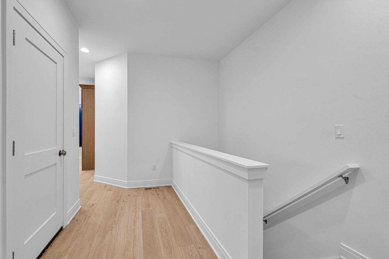 2950 North 186th STREET 9