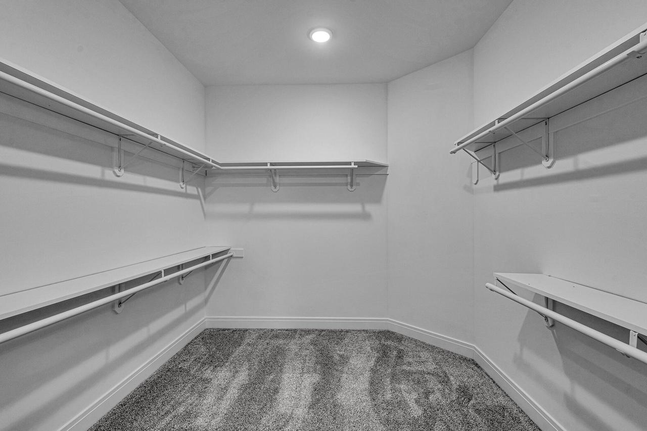 2950 North 186th STREET 9