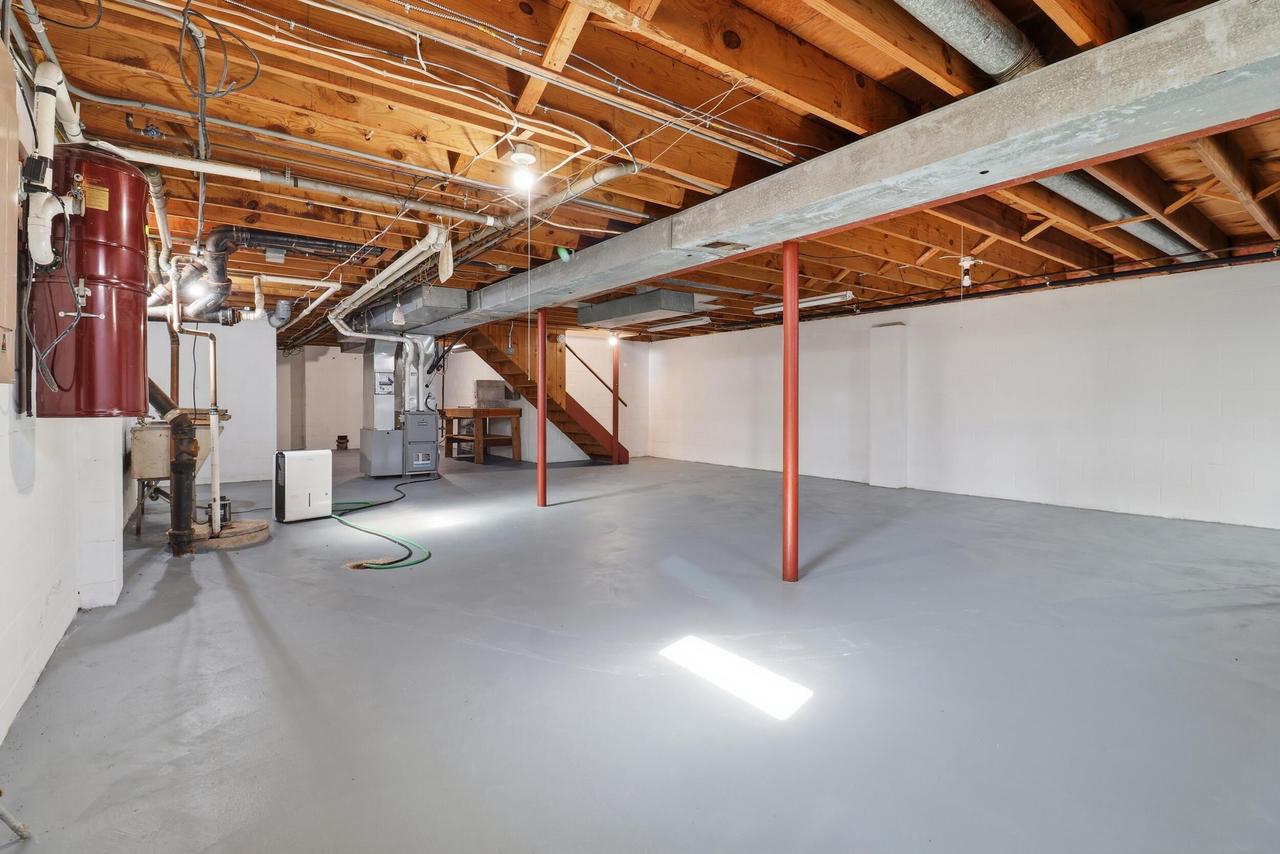 8541 West Midland DRIVE