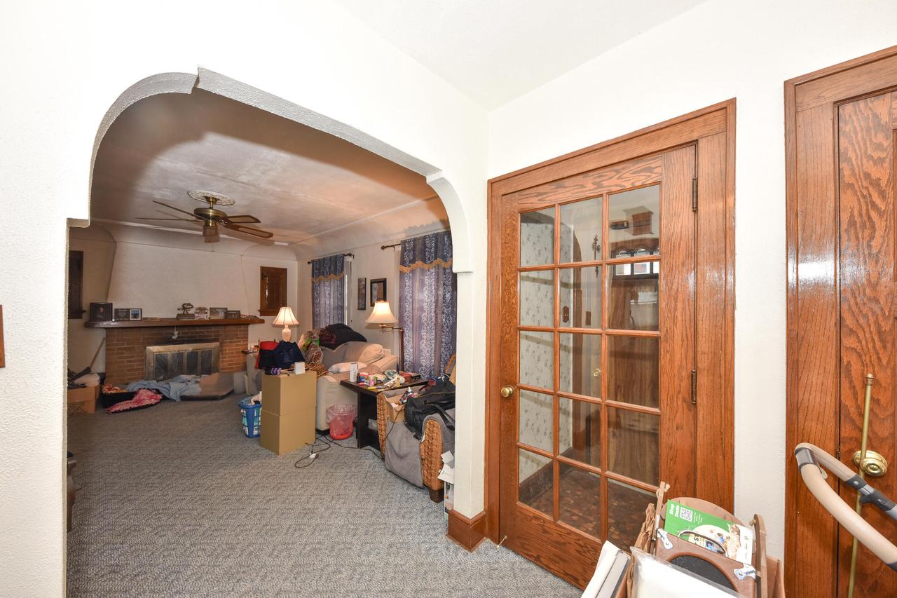 1112 South 77th STREET