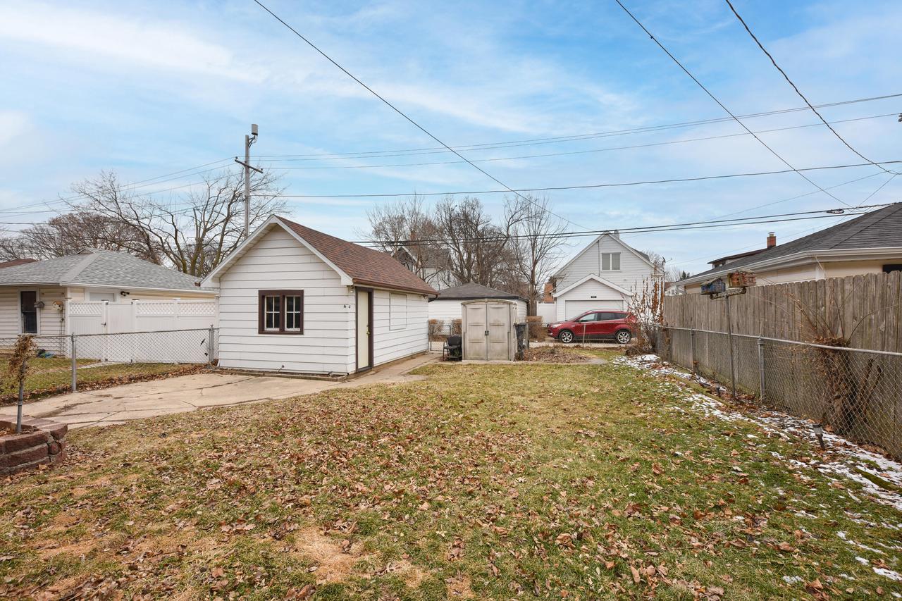 1112 South 77th STREET