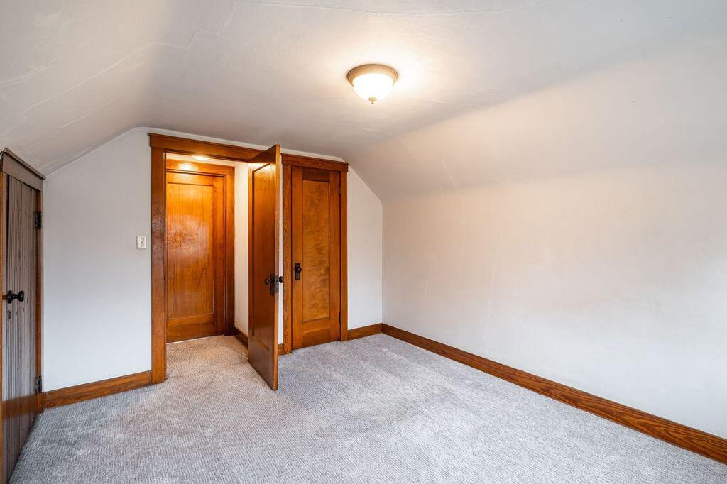 507 South Oak Park COURT