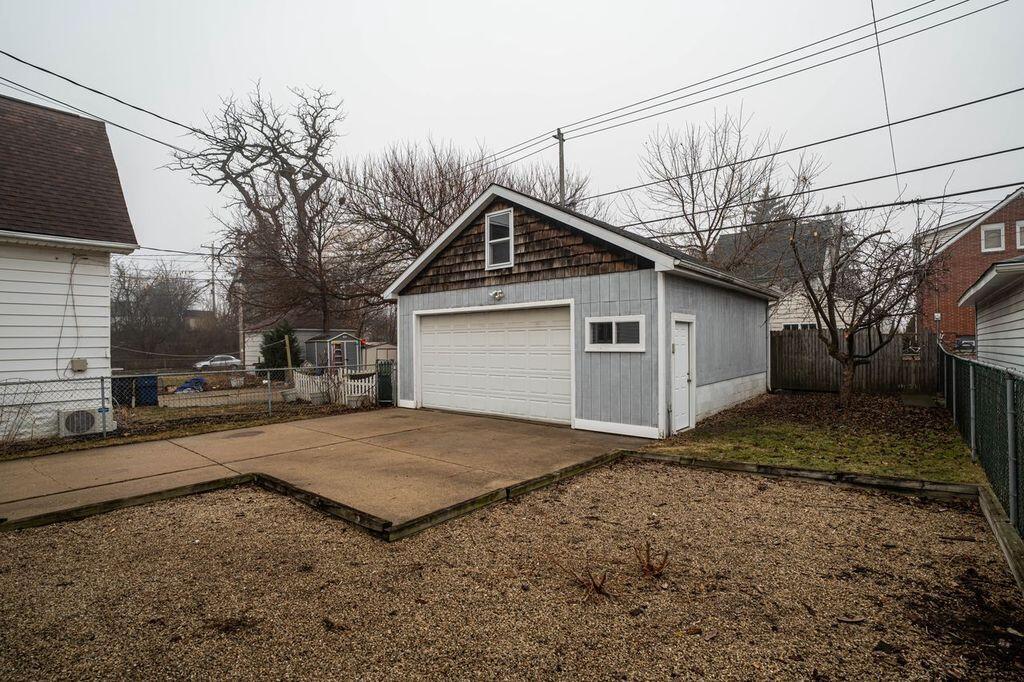 507 South Oak Park COURT