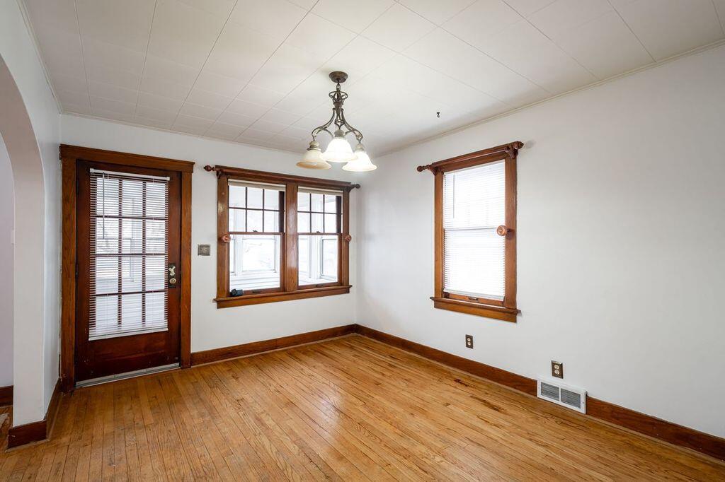 507 South Oak Park COURT