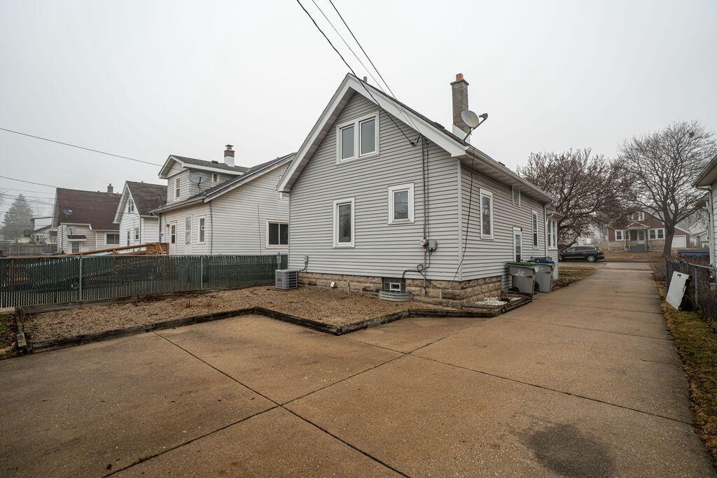 507 South Oak Park COURT