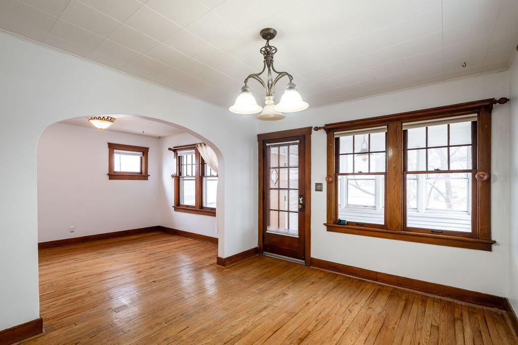 507 South Oak Park COURT