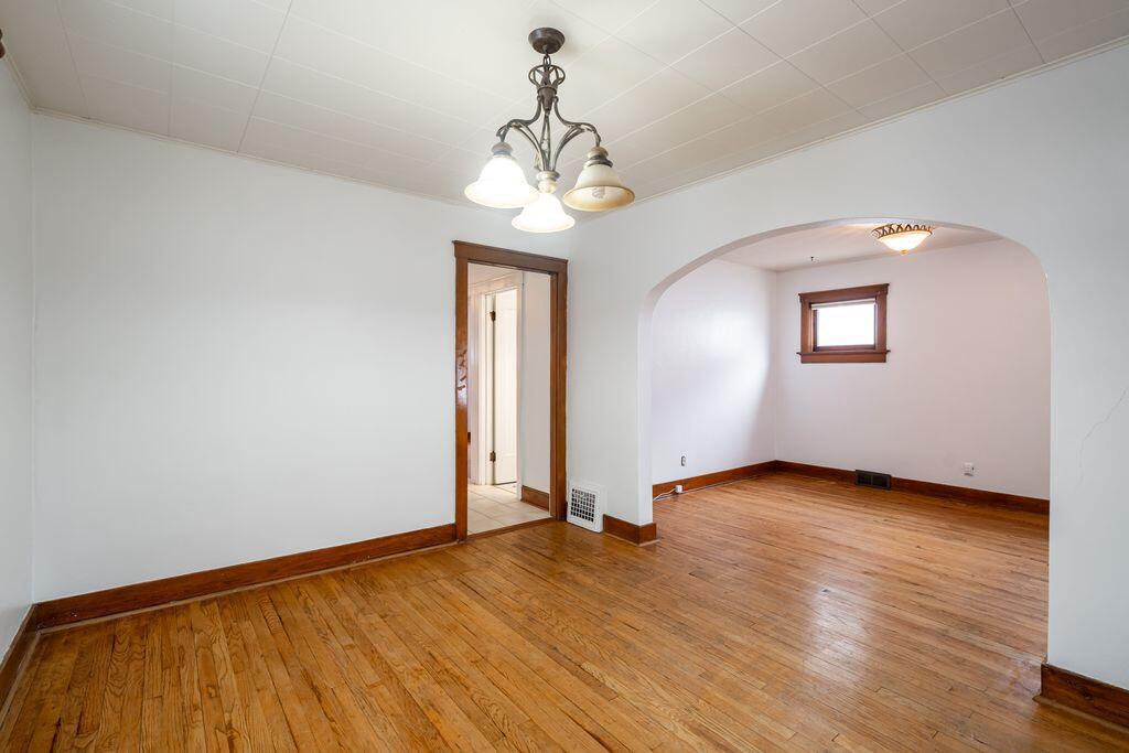 507 South Oak Park COURT