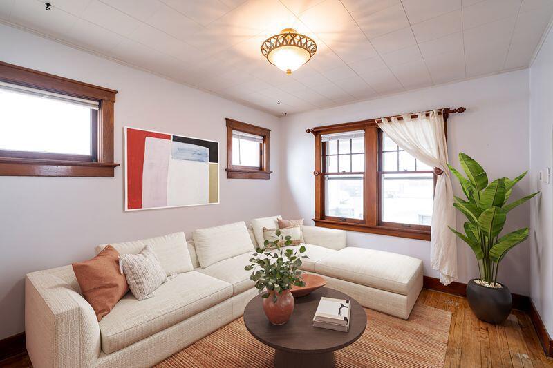 507 South Oak Park COURT