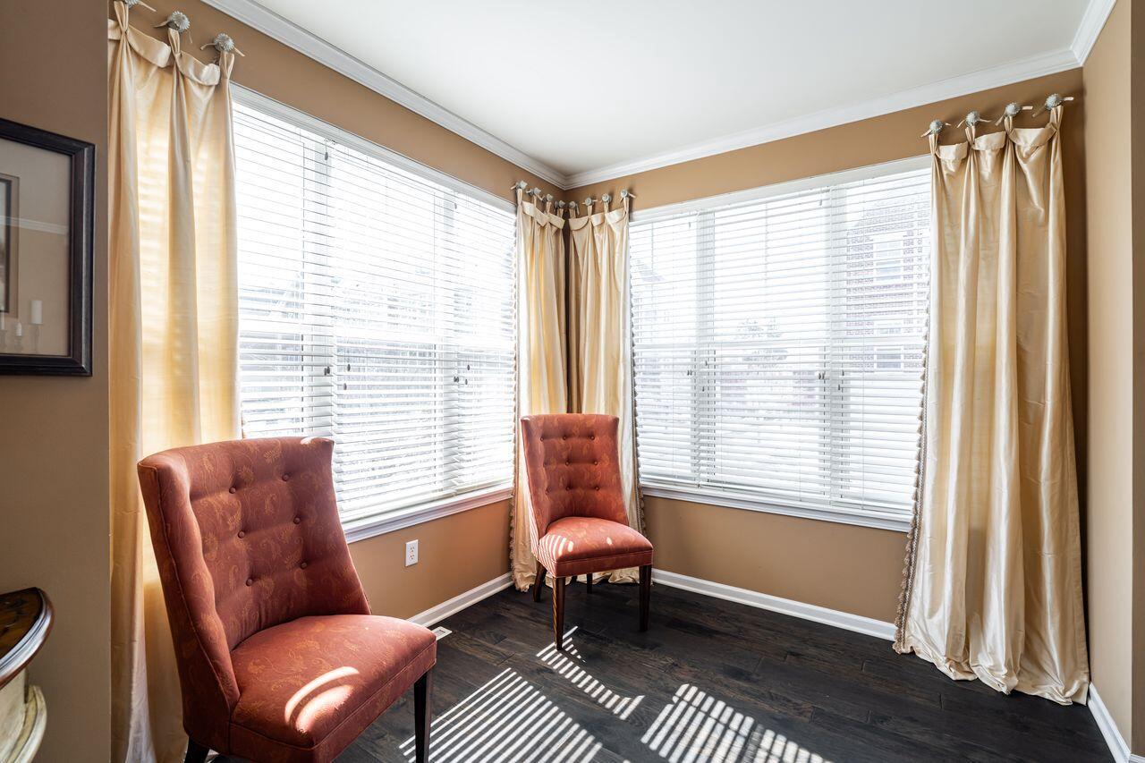 3870 South Lake DRIVE 1102